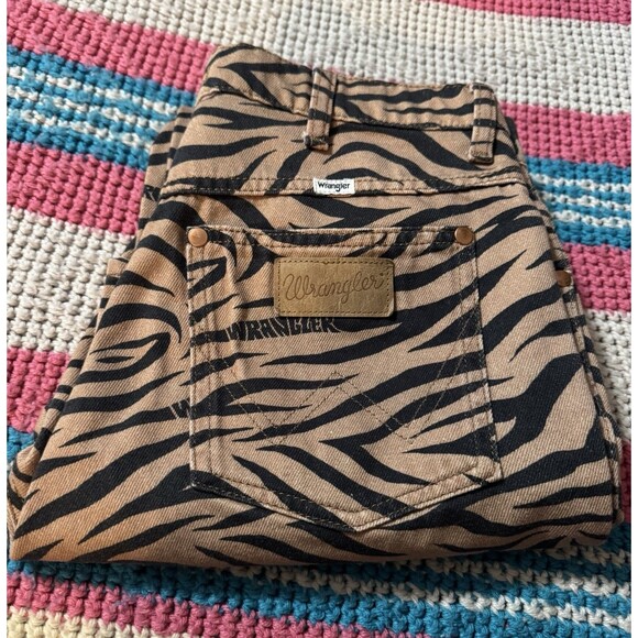 Wrangler Denim - Wrangler 603 Wild West High Rise Straight Jeans Purr Tiger Zebra Print 28X28